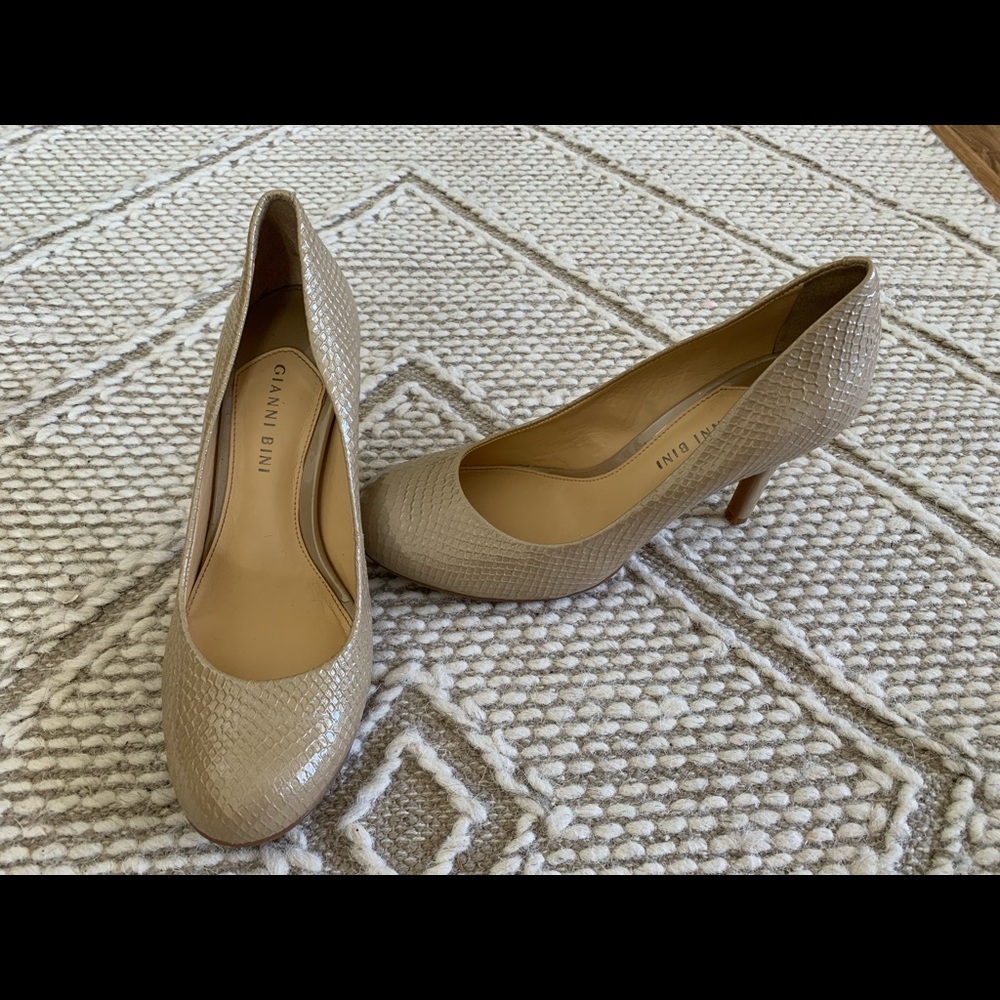 GB nude heel